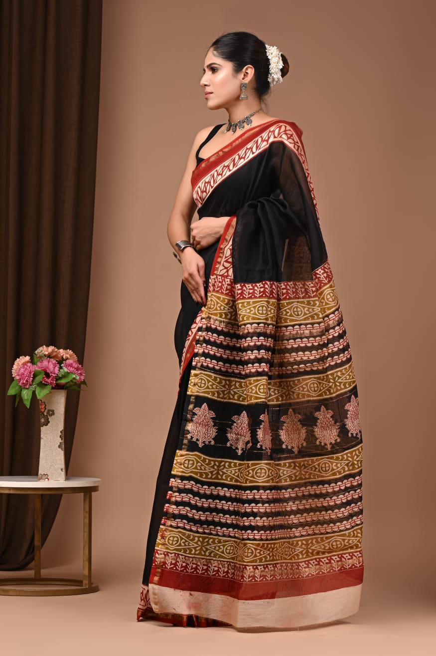 Timeless Crimson Bloom: Hand-Block Printed Maheshwari Cotton-Silk Saree in Black & Red