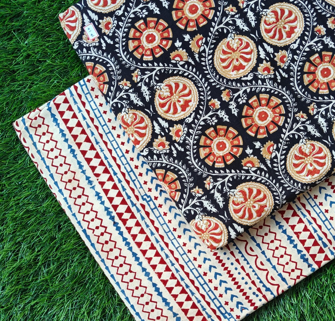 Bagru/Kalamkari Hand-Block Printed Cotton (60/60) Cambric Unstitched Suit Fabric